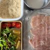 塩こうじでやわらか！【ささみのチキンカツレツ】揚げ焼きで簡単の下準備