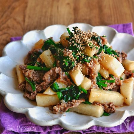 牛肉と長芋とほうれん草のオイスター炒め By 松山絵美 レシピサイト Nadia ナディア プロの料理家のおいしいレシピ