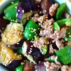 チョロリスの作ってみた!投稿(【なすとピーマンの肉味噌炒め】ご飯に合う！副菜やお弁当に♡)