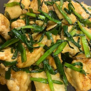 あっこの作ってみた!投稿(豆腐とニラのオイスターソース炒め)