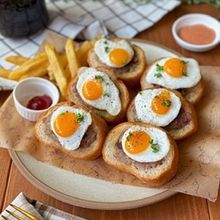 【今年の月見はコレ！】ミニ月見🍔