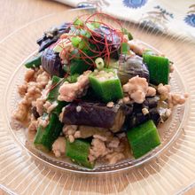 【なすとオクラの鶏そぼろ炒め】夏休みのお昼にオススメ！