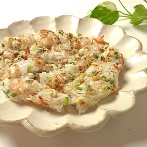 とのちゃまの作ってみた!投稿(【桜えびとネギのこんがり大根もち】たっぷり海老の香り♬︎)