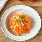 爽やかフルーティ！食感も美味しい人参とりんごのサラダ