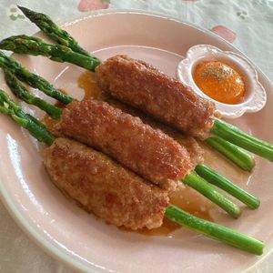 maiの作ってみた!投稿(【食べ応え◎アスパラの甘辛豚つくね】ご飯が進む味！)