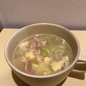 金の作ってみた!投稿(ふわふわたまごが美味しい【キャベツたっぷり中華スープ】)