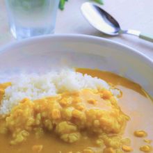 やさしい甘さのコーンクリームカレー