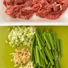 【牛肉とにんにくの芽の中華炒め】調味料全て小さじ2！の下準備