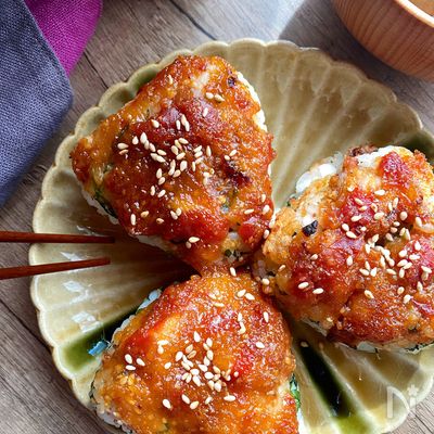 唐揚げおにぎりの梅味噌焼きおにぎり
