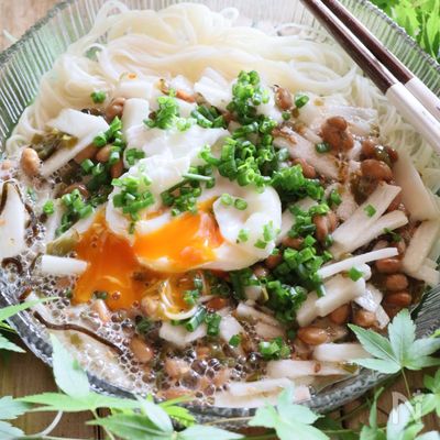 美味しく腸活♡【ネバネバぶっかけそうめん】