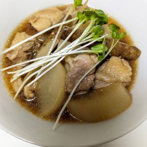 ゆんの作ってみた!投稿(【我が家自慢の味しみ鶏大根】10分煮るだけ☆作り置きにも♪)