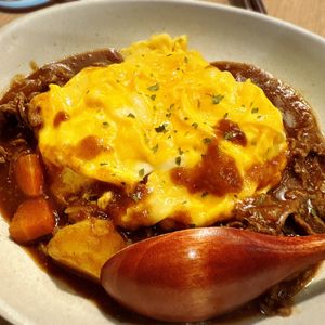 ryocoの作ってみた!投稿(【ビーフシチューオムライス】ふわとろ卵に濃厚コク旨シチュー♪)