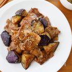 『片手に白米！豚肉となすの生姜焼き』＃ご飯が進む＃どんぶり