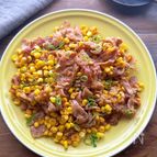 【とうもろこしと豚肉の黒こしょう炒め】ご飯もお酒もすすむ！
