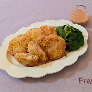 𝔂𝓾𝓶𝓲🍓の作ってみた!投稿(【え、海老じゃないの？!】はんぺんとカニカマで海老カツ風♡)