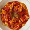 【チキンとまとチーズ】トマトをつぶすだけでソースが完成🍅✨