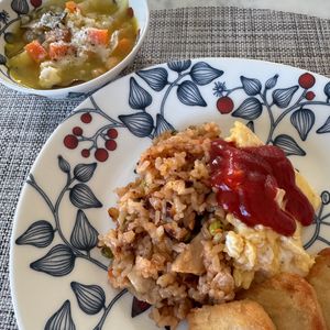 ひろまろの作ってみた!投稿(【炊き込みチキンライス】ほったらかし♪成功させる３つのコツ)
