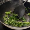 【5分でご飯のお供】止まらない!かぶの葉のふりかけの工程1