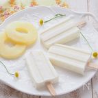 低脂肪でも濃厚。パイナップルヨーグルトアイスキャンディー