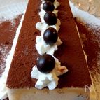 イタリア生まれの冷たいスイーツ　ティラミス風味のセミフレッド