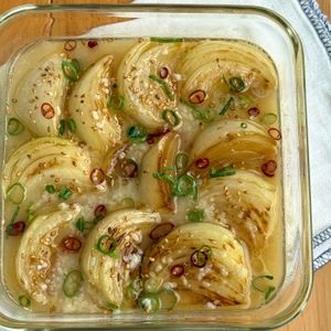 asucaの作ってみた!投稿(焼き新玉ねぎのうま塩だれ漬け)