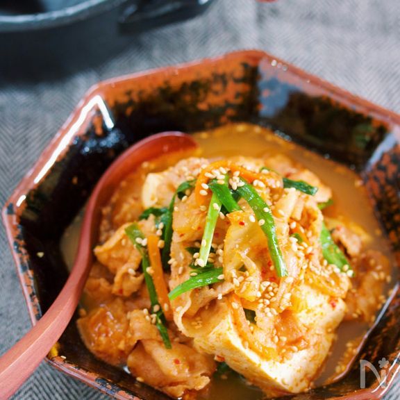 煮るだけ5分♪『豚キムチ肉豆腐』