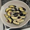 【茄子とピーマンのとろ旨ひき肉炒め】とろとろ♪ご飯がすすむ！の工程2
