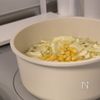 子どもも飲み干す「キャベツとコーンの味噌汁」の工程1