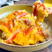 ふわとろっ【かに玉あんかけ丼】