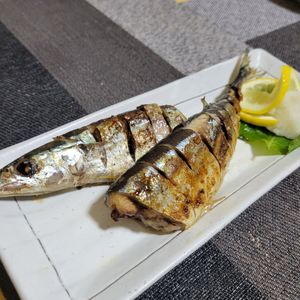 ヴェルの作ってみた!投稿(秋刀魚の塩焼き)