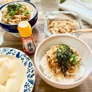のりのり🐾🎀🤍の作ってみた!投稿(安上がりなのに美味すぎる！「ピリ辛♡納豆もやし丼」)