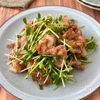 『カリカリ豚と豆苗のおかずサラダ』節約！さっぱりかりじゅわ♡
