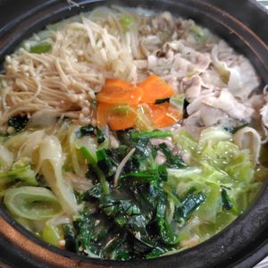 コスモスの作ってみた!投稿(〆まで美味しい！コク旨スープ鍋)