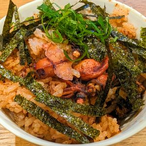 えんぢさんの作ってみた!投稿(ホタルイカとルッコラ♪香りを楽しむ「春の炊き込みごはん」)