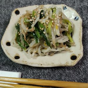 M*Pの作ってみた!投稿(\超簡単/レンチン10分【もやしとニラの病みつきナムル】)