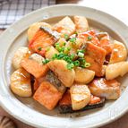【鮭と長芋の照りバタポン炒め】食材２つで♪味付けも簡単！