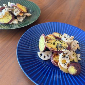 こむぎの作ってみた!投稿(さつま芋と蓮根の塩レモンバター炒め😋ねっとり甘～い🤩💖)