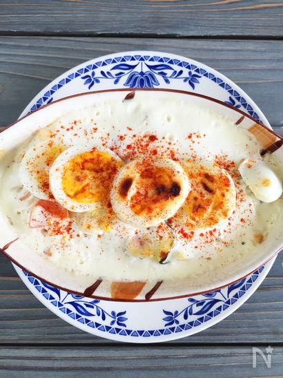 ポテトサラダとゆで卵のサワークリームグラタン