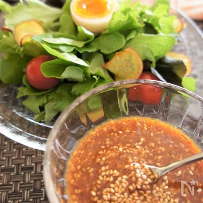 たっぷり胡麻が美味しい!チョレギドレッシング