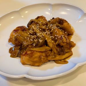 みわの作ってみた!投稿(きのこ入り♩甘辛ガーリックチキンソテー)