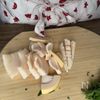 【調味料は白だしだけ！】ささみとタケノコの白だしバター炒めの下準備