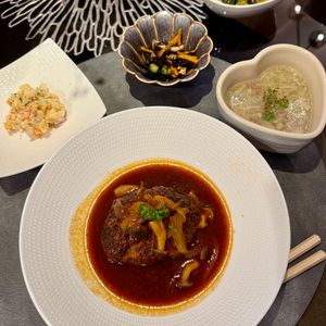 あおぺんの作ってみた!投稿(【煮込みハンバーグ】ソースが絶品!お肉柔らか♡デミグラス風♪)