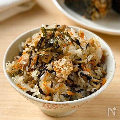 鶏ごぼうご飯