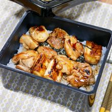 タレがしみしみ「焼き鳥丼」