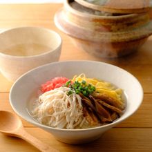 名古屋コーチンで作る奄美大島の郷土料理「鶏飯」