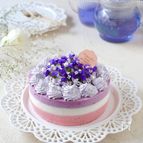 苺とブルーベリーのヨーグルトムースケーキ