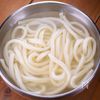 行列のうどん屋さんの🍜豚バラねぎ塩ガッツリうどん🤩の工程5