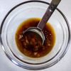 ニラとえのきの豚肉巻き焼き(梅肉ラーポン酢かけ)の工程2