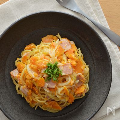 バターナッツかぼちゃのクリームパスタ。ほっこりランチに。