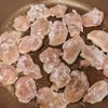 鶏むね肉と春菊の塩昆布バタぽん炒めの工程3